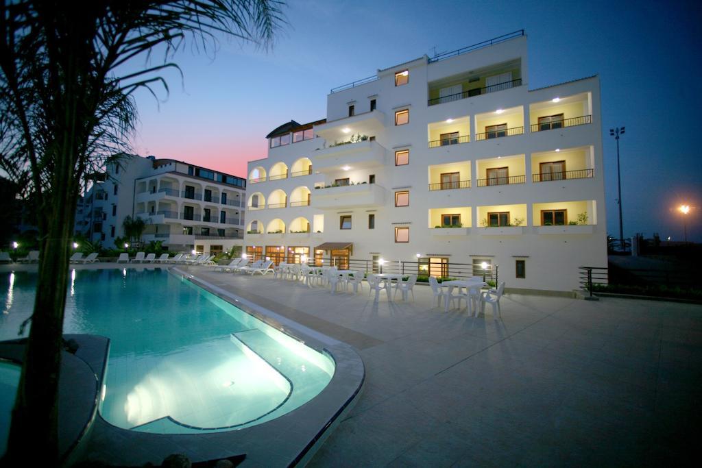 Forte Hotel Vieste Buitenkant foto