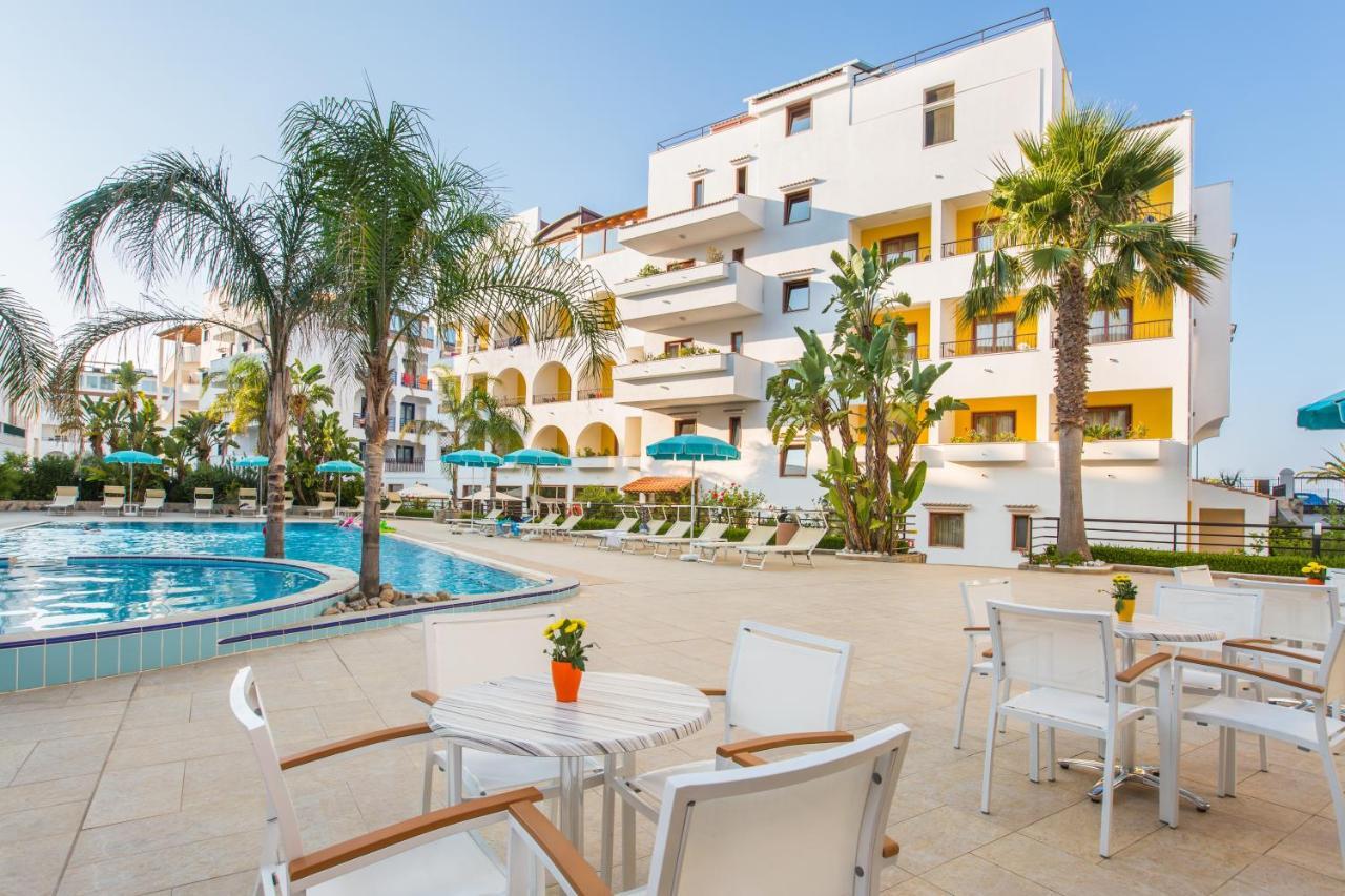 Forte Hotel Vieste Buitenkant foto